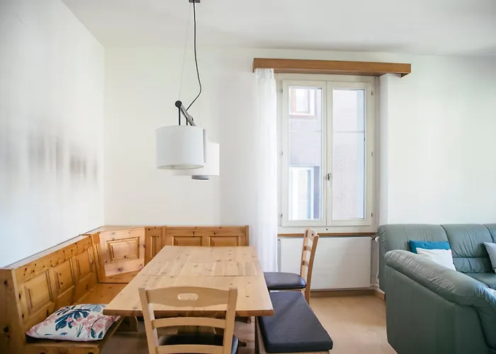 Between Lakes - 54 Interlaken