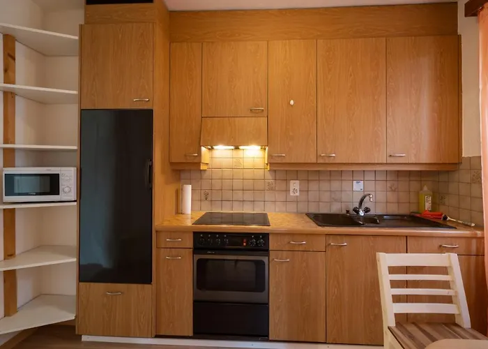 Between Lakes - 54 Interlaken