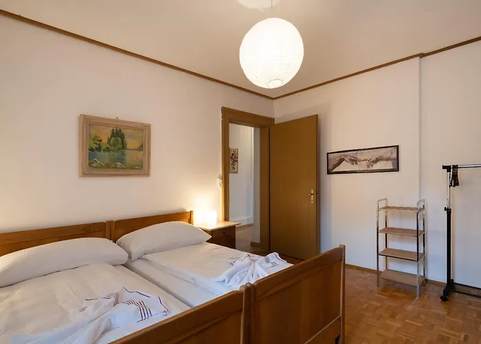 Between Lakes - 54 Interlaken