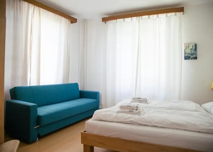 Between Lakes - 54 Lägenhet