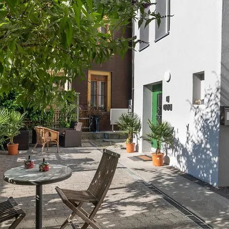 Between Lakes - 54 Apartment