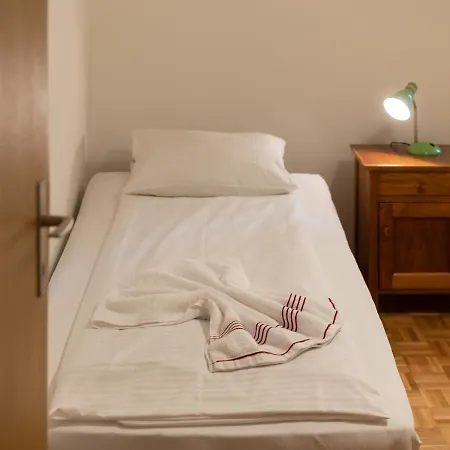 Between Lakes - 54 * Interlaken