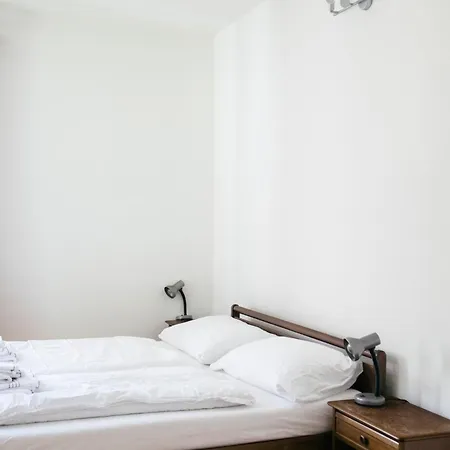 Between Lakes - 54 * Interlaken